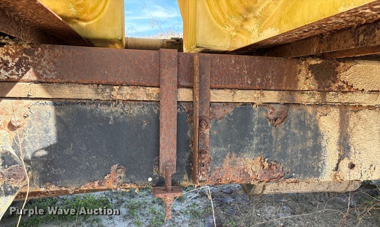 image for item EU7356 2007 Sterling Acterra water truck