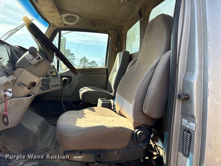 image for item EU7356 2007 Sterling Acterra water truck