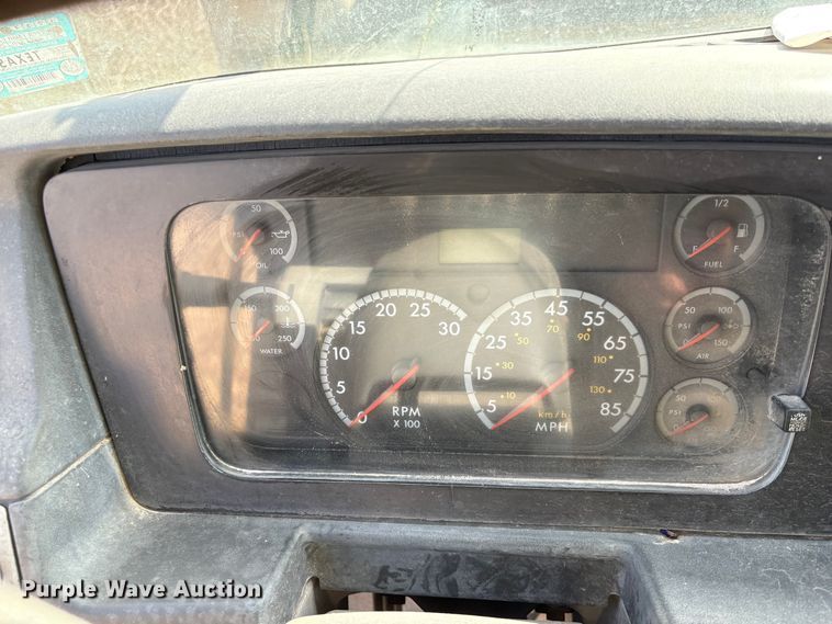 image for item EU7356 2007 Sterling Acterra water truck