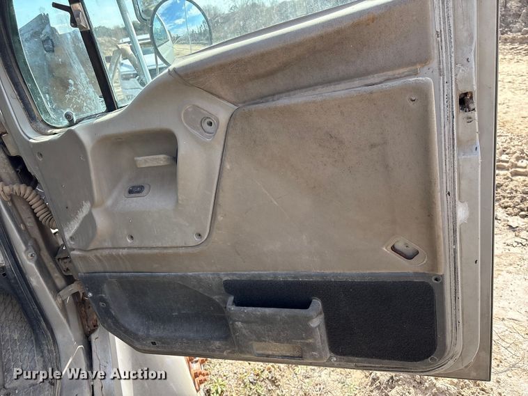 image for item EU7356 2007 Sterling Acterra water truck