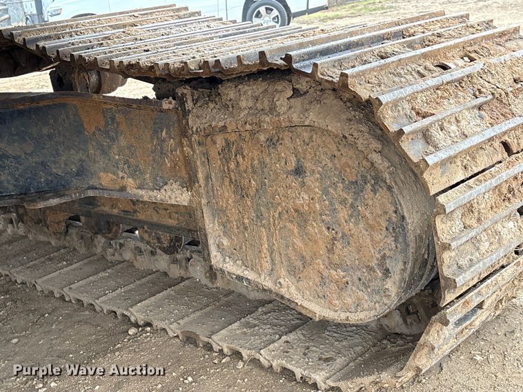 image for item EU7380 2015 John Deere 210G excavator