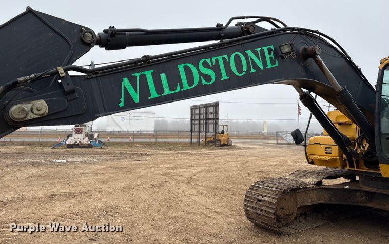 image for item EU7380 2015 John Deere 210G excavator