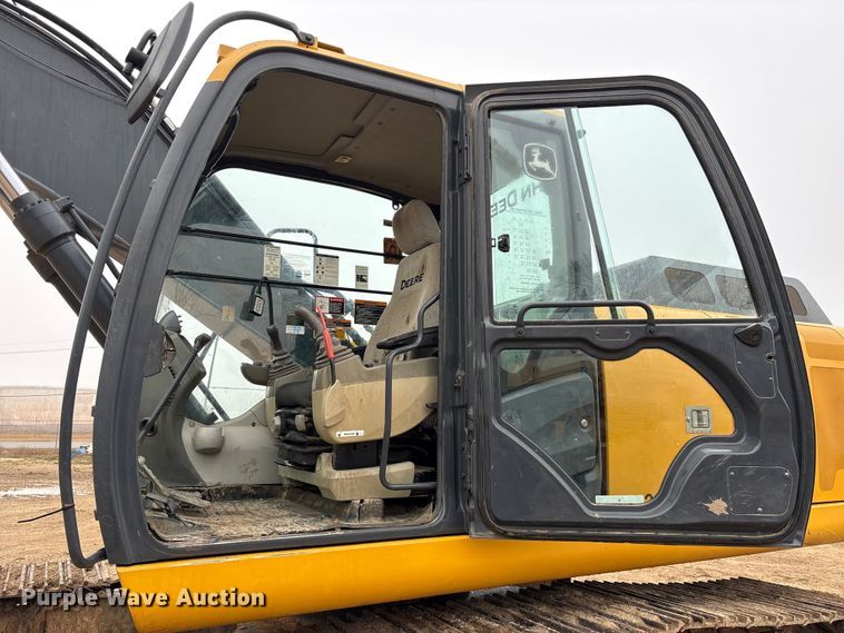 image for item EU7380 2015 John Deere 210G excavator