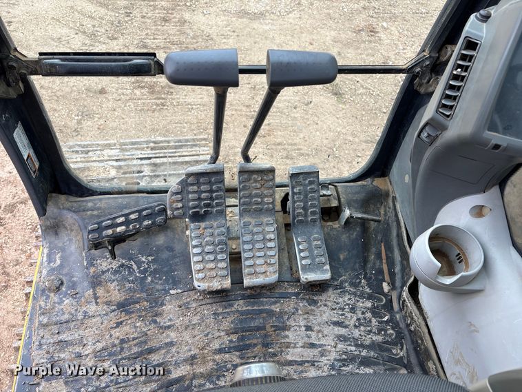 image for item EU7380 2015 John Deere 210G excavator