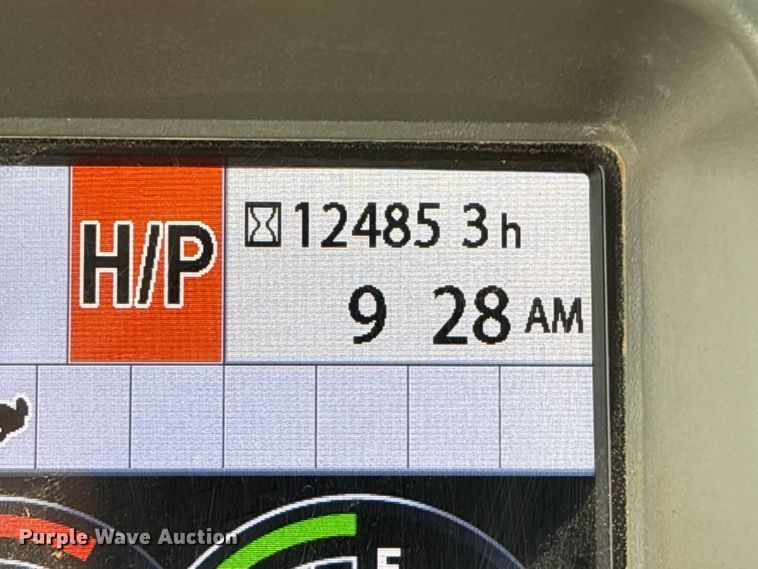 image for item EU7380 2015 John Deere 210G excavator