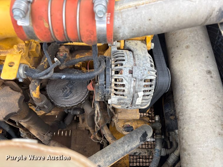 image for item EU7380 2015 John Deere 210G excavator