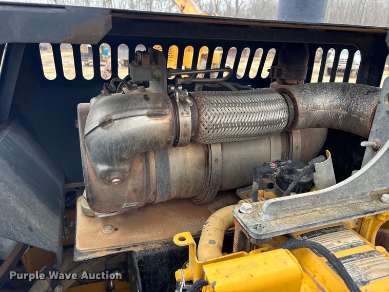 image for item EU7380 2015 John Deere 210G excavator