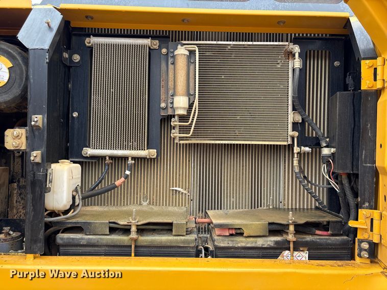 image for item EU7380 2015 John Deere 210G excavator