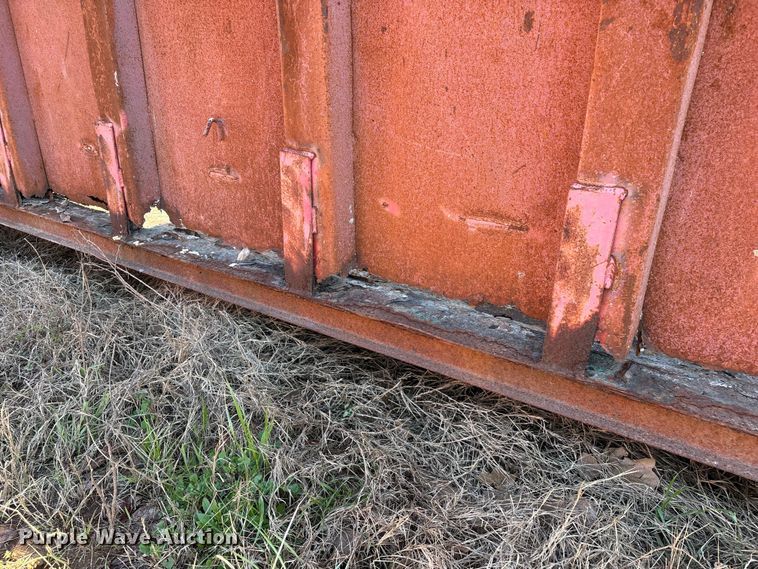 image for item EU7383 Roll-off dumpster