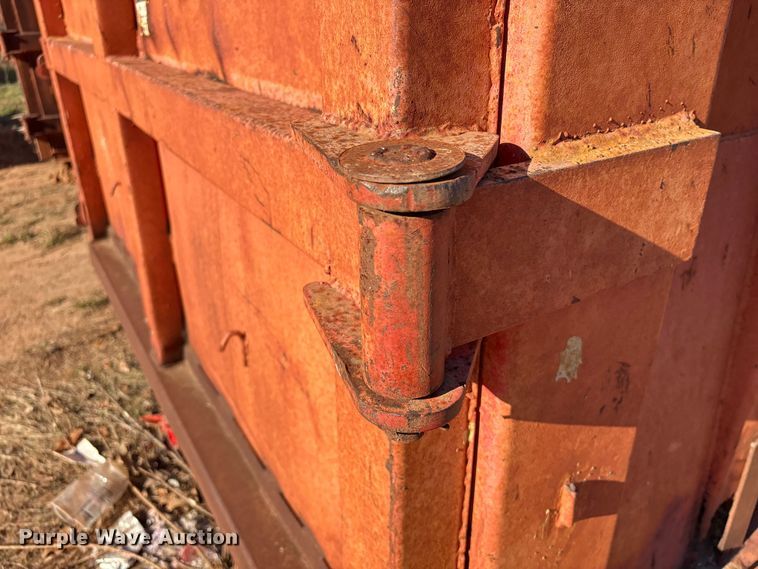 image for item EU7384 Roll-off dumpster