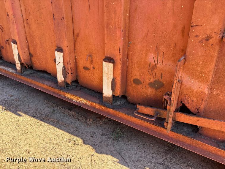 image for item EU7384 Roll-off dumpster