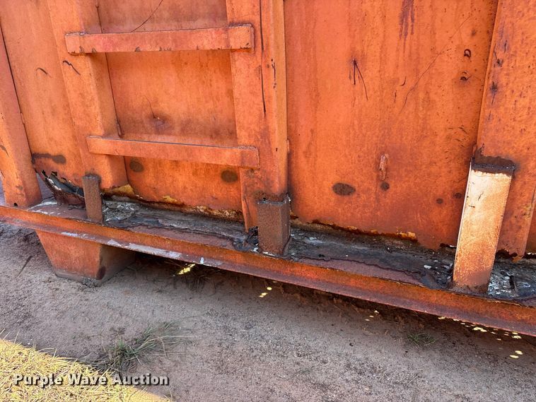 image for item EU7384 Roll-off dumpster