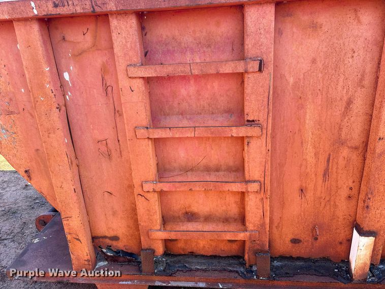 image for item EU7384 Roll-off dumpster