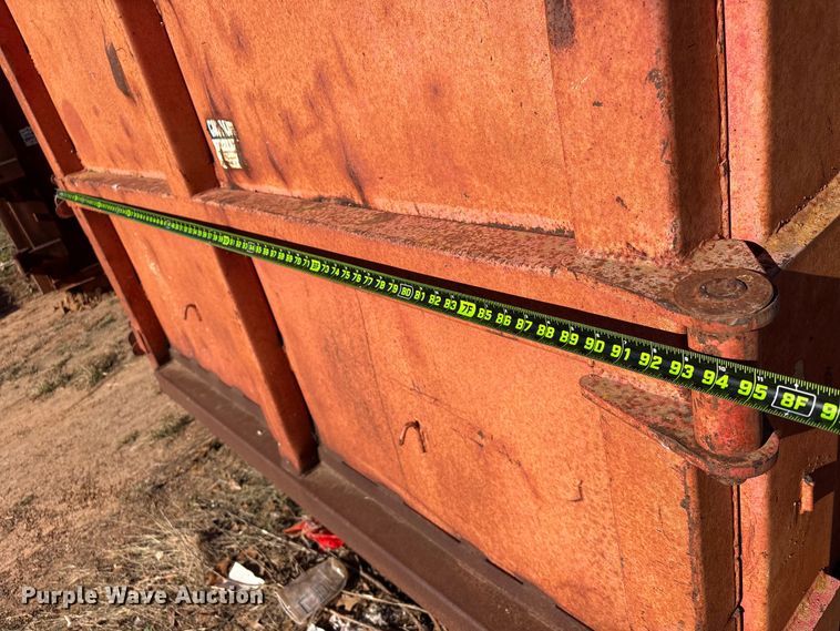 image for item EU7384 Roll-off dumpster