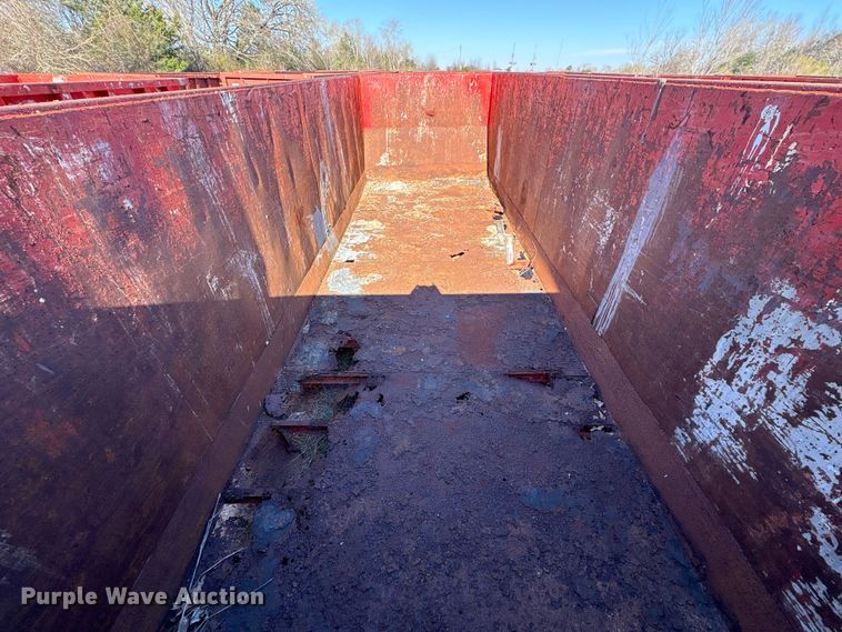 image for item EU7387 Roll-off dumpster