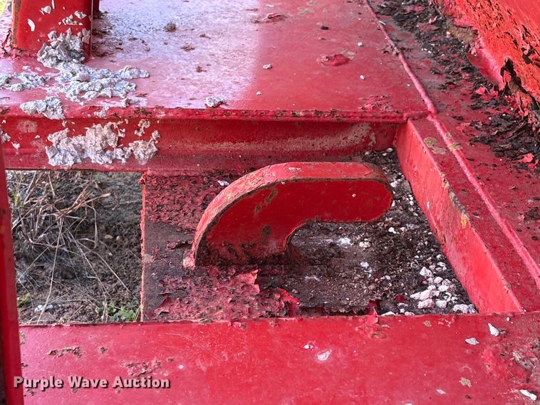 image for item EU7387 Roll-off dumpster