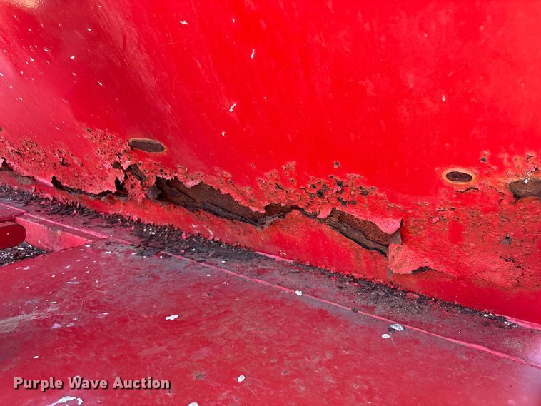 image for item EU7387 Roll-off dumpster