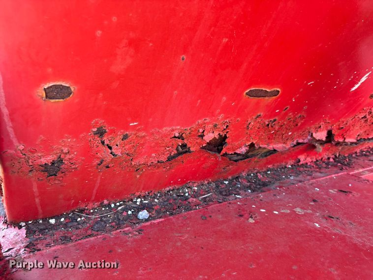 image for item EU7387 Roll-off dumpster