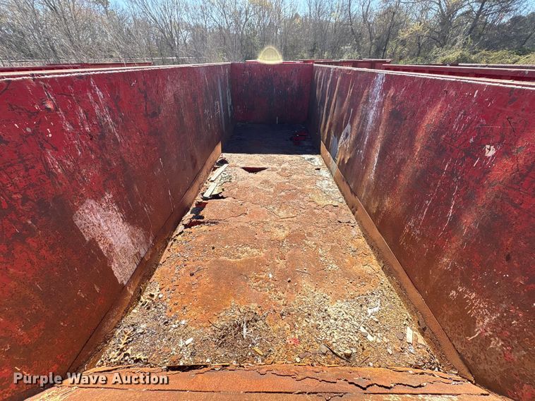 image for item EU7387 Roll-off dumpster