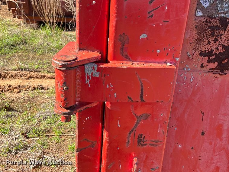 image for item EU7388 Roll-off dumpster