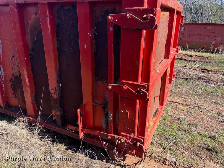 image for item EU7388 Roll-off dumpster