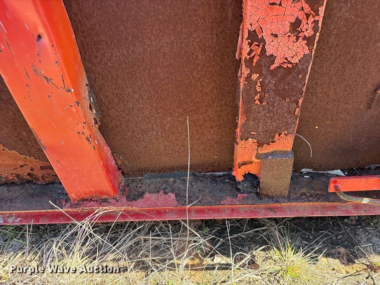 image for item EU7388 Roll-off dumpster