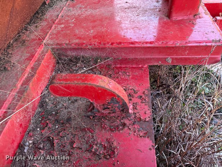 image for item EU7388 Roll-off dumpster