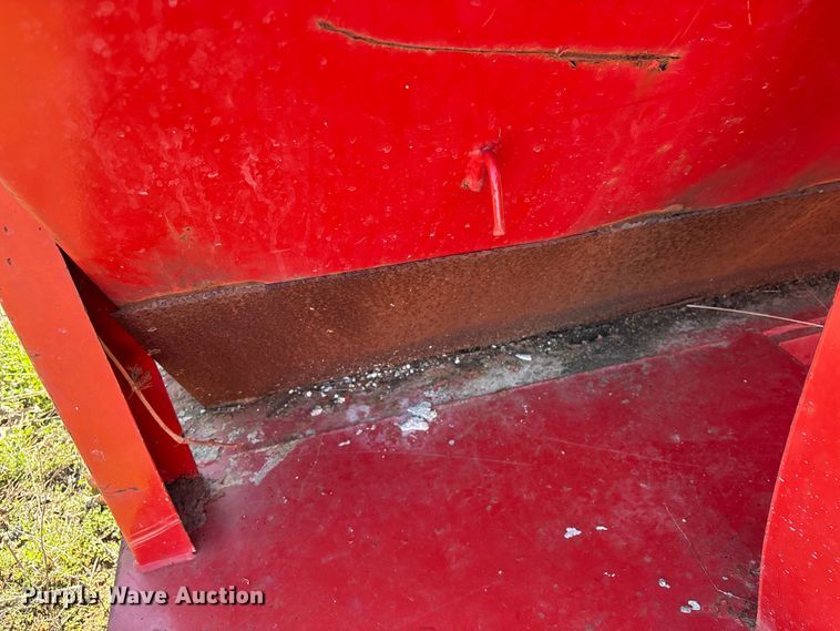 image for item EU7388 Roll-off dumpster