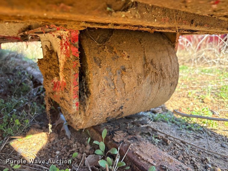 image for item EU7388 Roll-off dumpster