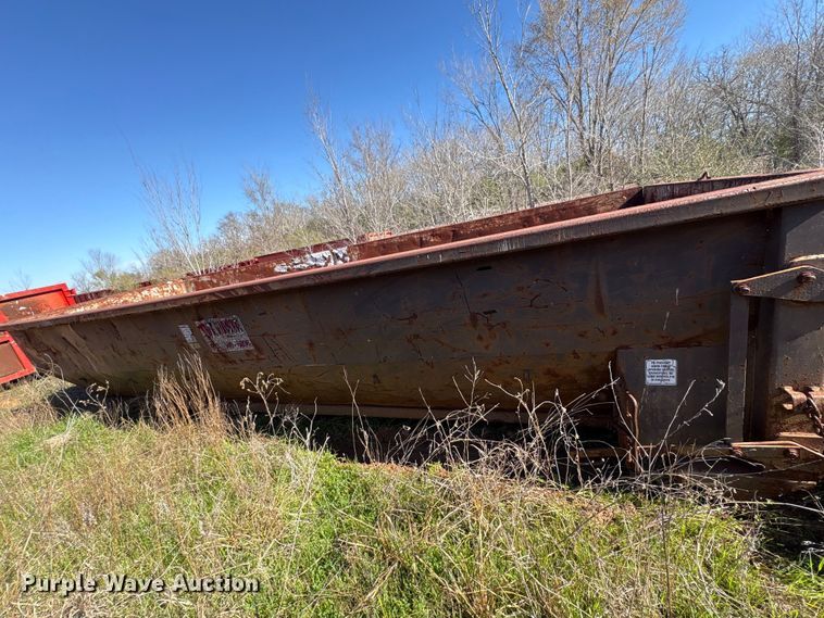 image for item EU7389 Wastequip roll-off dumpster