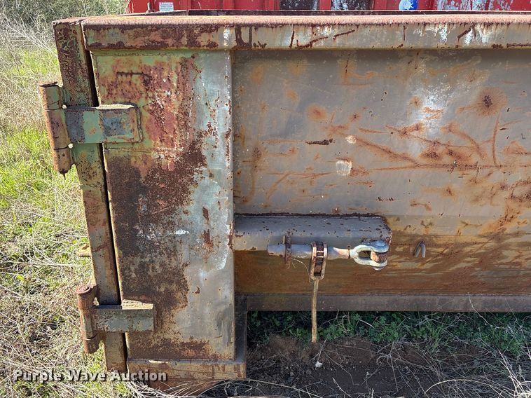 image for item EU7389 Wastequip roll-off dumpster
