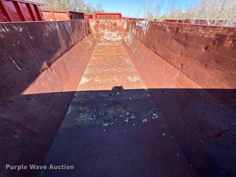 image for item EU7389 Wastequip roll-off dumpster