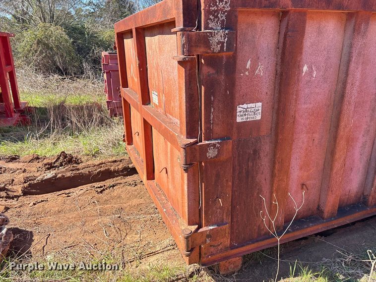 image for item EU7391 Roll-off dumpster