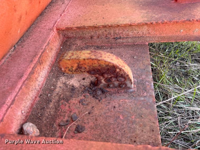 image for item EU7391 Roll-off dumpster