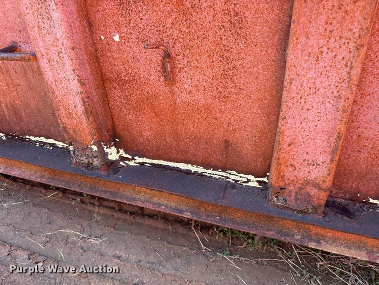 image for item EU7391 Roll-off dumpster