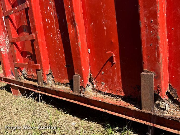 image for item EU7392 Roll-off dumpster