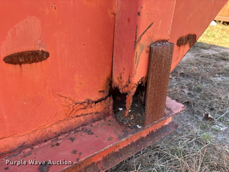 image for item EU7393 Wastequip roll-off dumpster