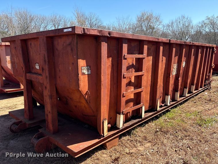image for item EU7394 Roll-off dumpster