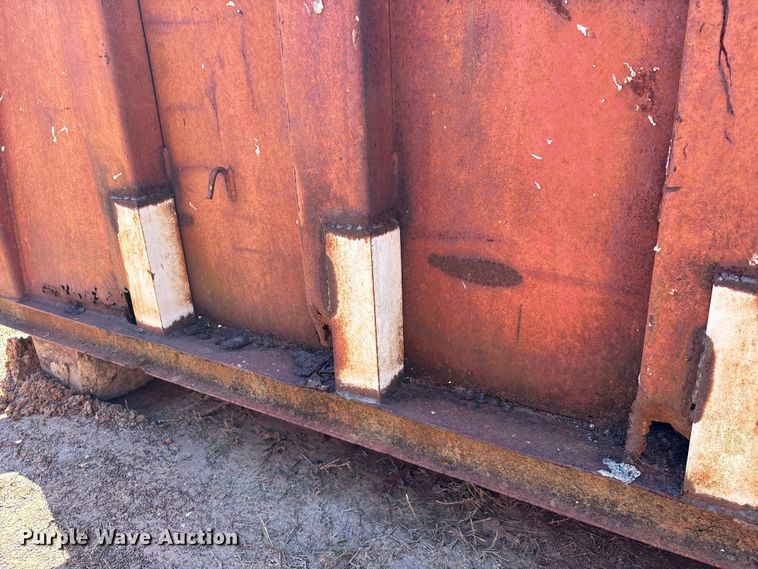 image for item EU7394 Roll-off dumpster