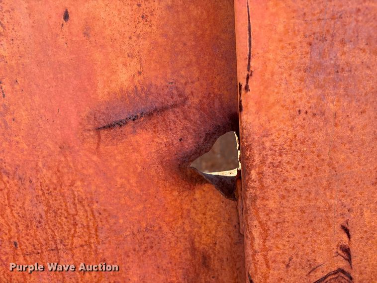 image for item EU7394 Roll-off dumpster