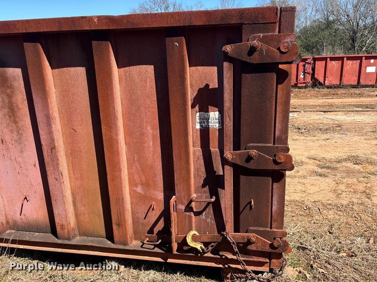 image for item EU7395 Roll-off dumpster