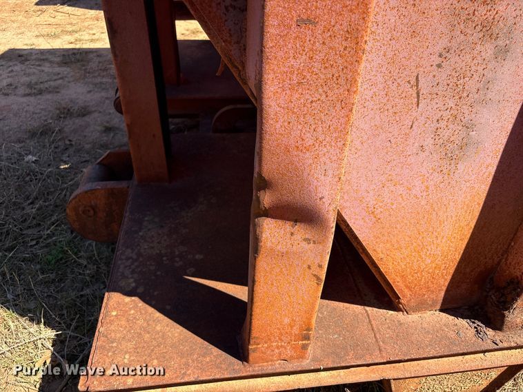 image for item EU7395 Roll-off dumpster