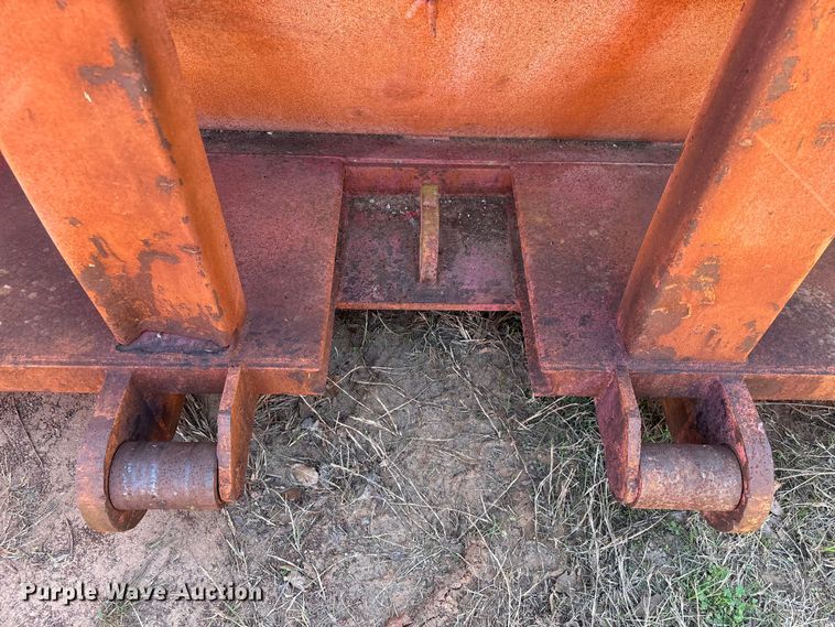 image for item EU7395 Roll-off dumpster