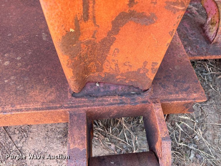 image for item EU7395 Roll-off dumpster