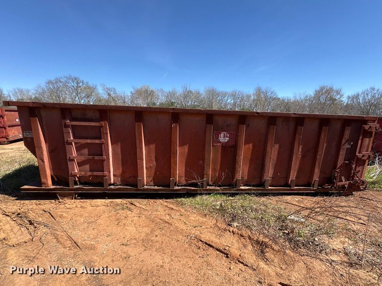 image for item EU7396 Roll-off dumpster