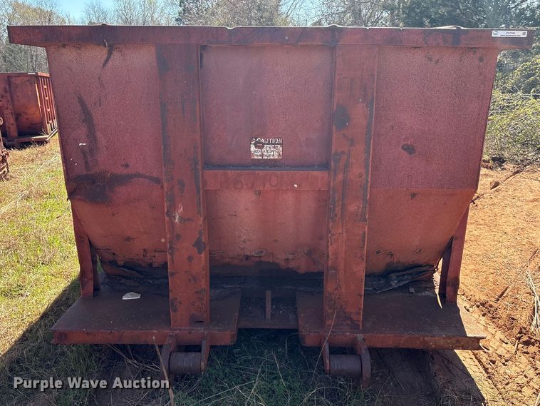 image for item EU7396 Roll-off dumpster