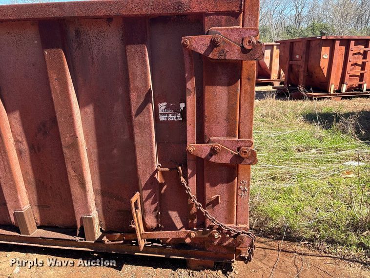 image for item EU7396 Roll-off dumpster