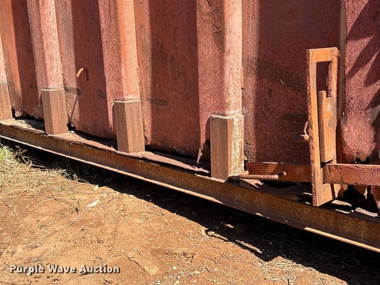 image for item EU7396 Roll-off dumpster