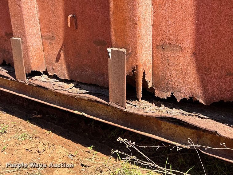 image for item EU7396 Roll-off dumpster