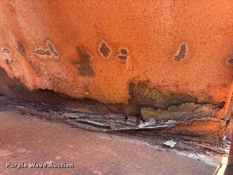 image for item EU7396 Roll-off dumpster